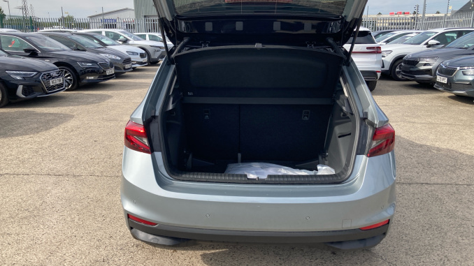 Skoda Fabia 1.0 TSI Design Edition 5dr Petrol Hatchback - Image 20